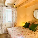 La Casetta Di Gloria Apartman *